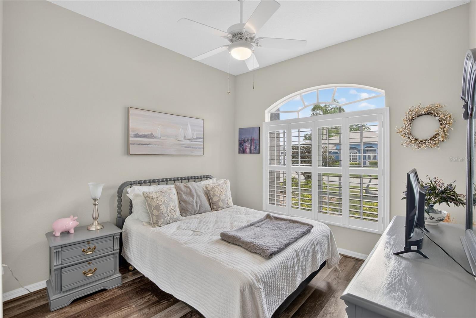 LA PALOMA VILLAGE UNIT 2 PH - Residential