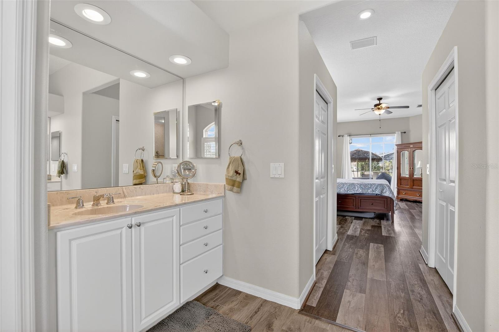 LA PALOMA VILLAGE UNIT 2 PH - Residential