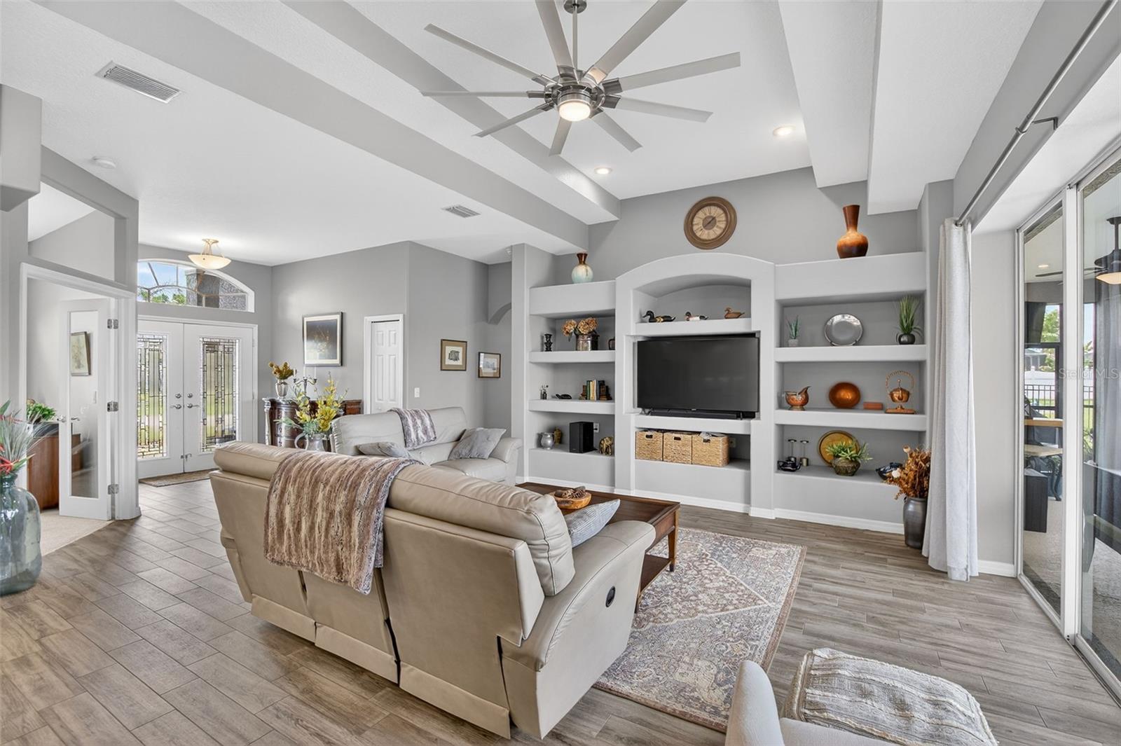 LA PALOMA VILLAGE UNIT 2 PH - Residential