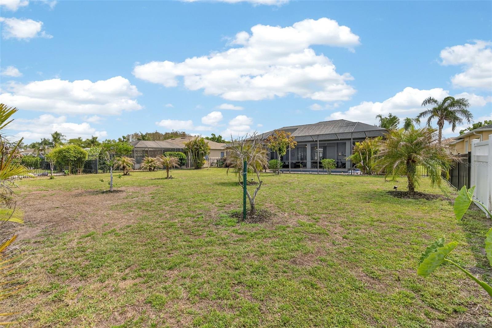 LA PALOMA VILLAGE UNIT 2 PH - Residential