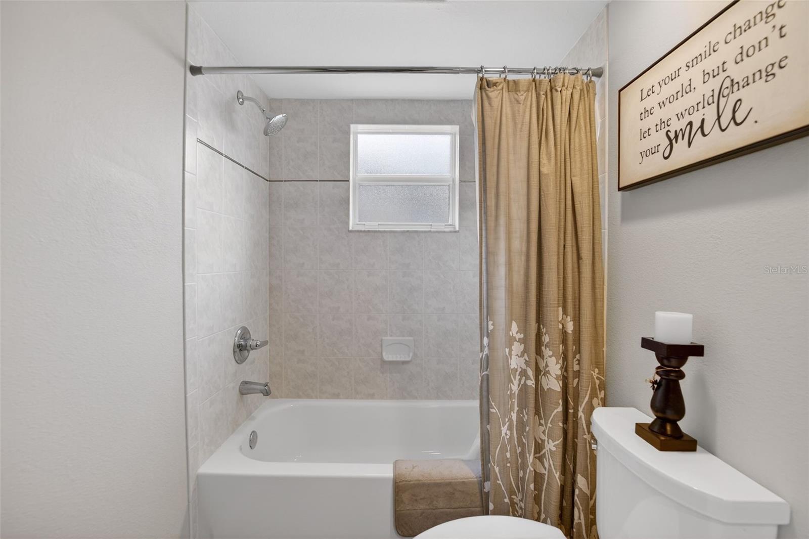 LA PALOMA VILLAGE UNIT 2 PH - Residential