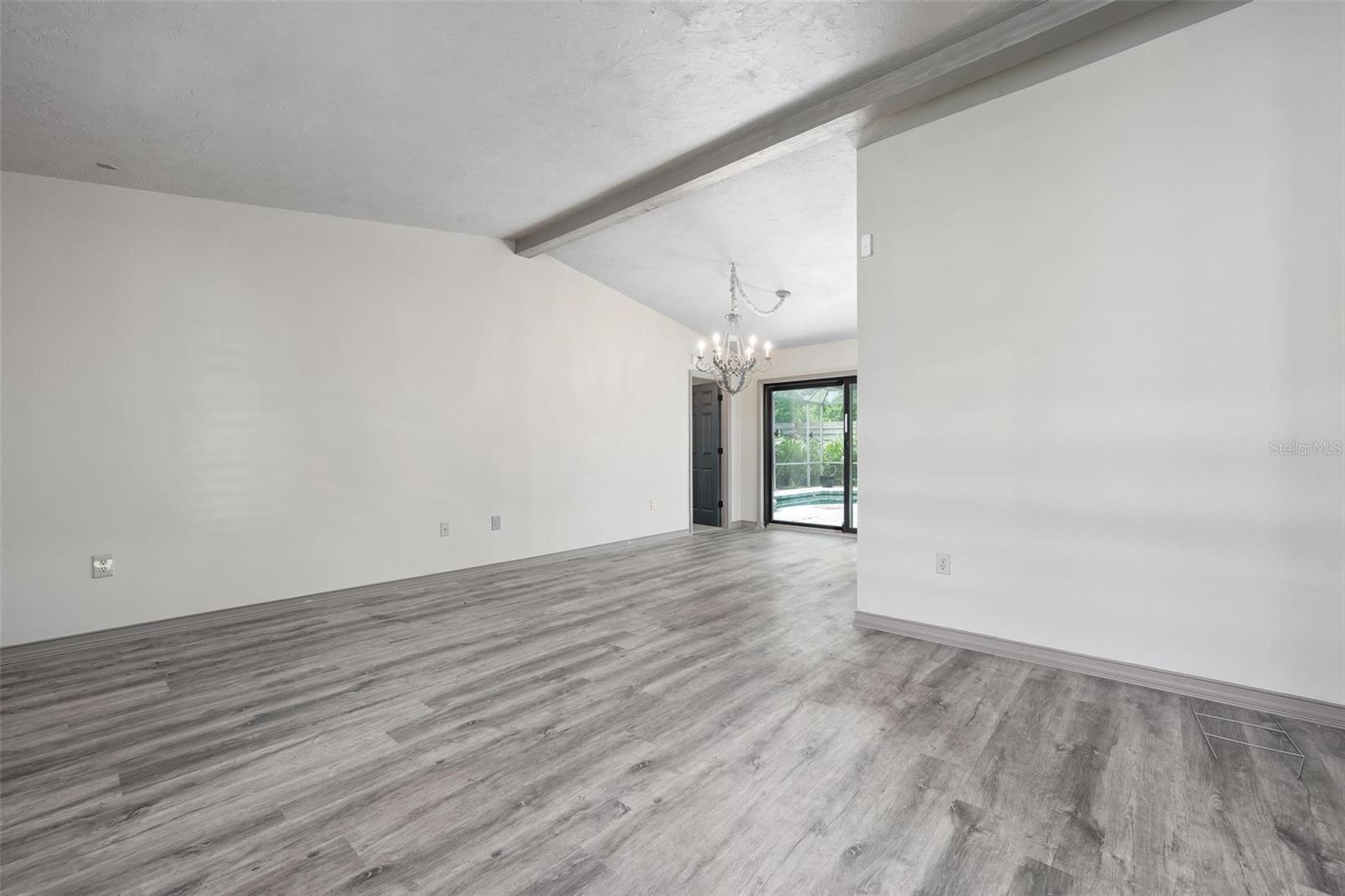 2320 JAMES LANE
