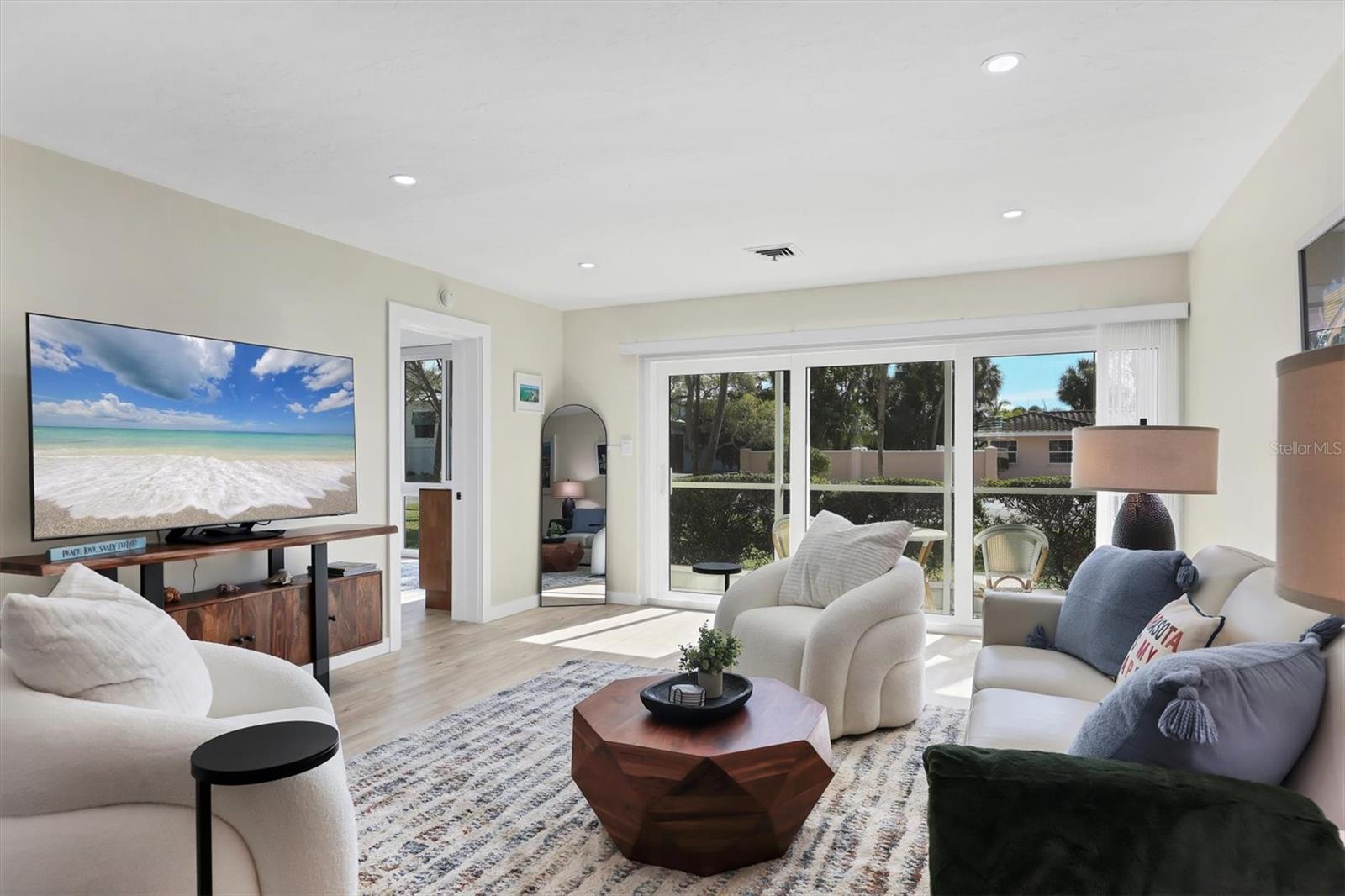 KINGSTON ARMS - Residential Lease