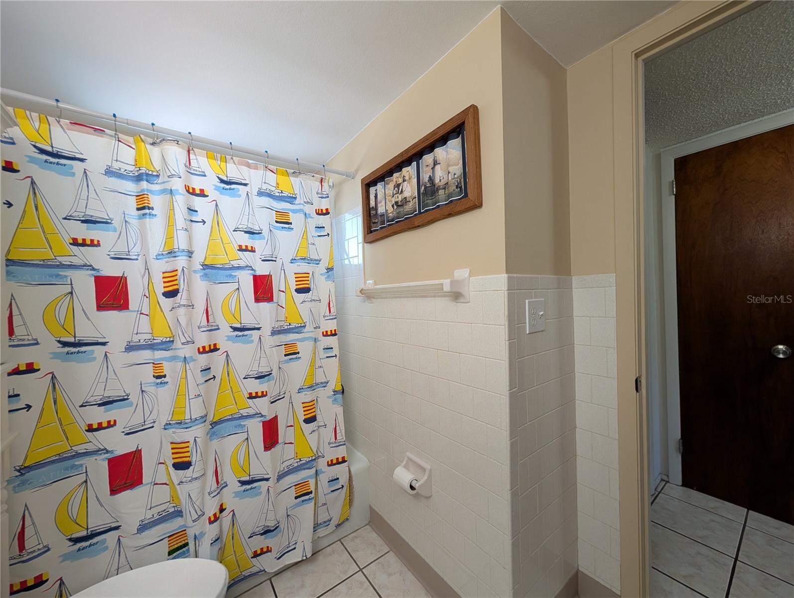 THE FOURTH BAYSHORE - Residential