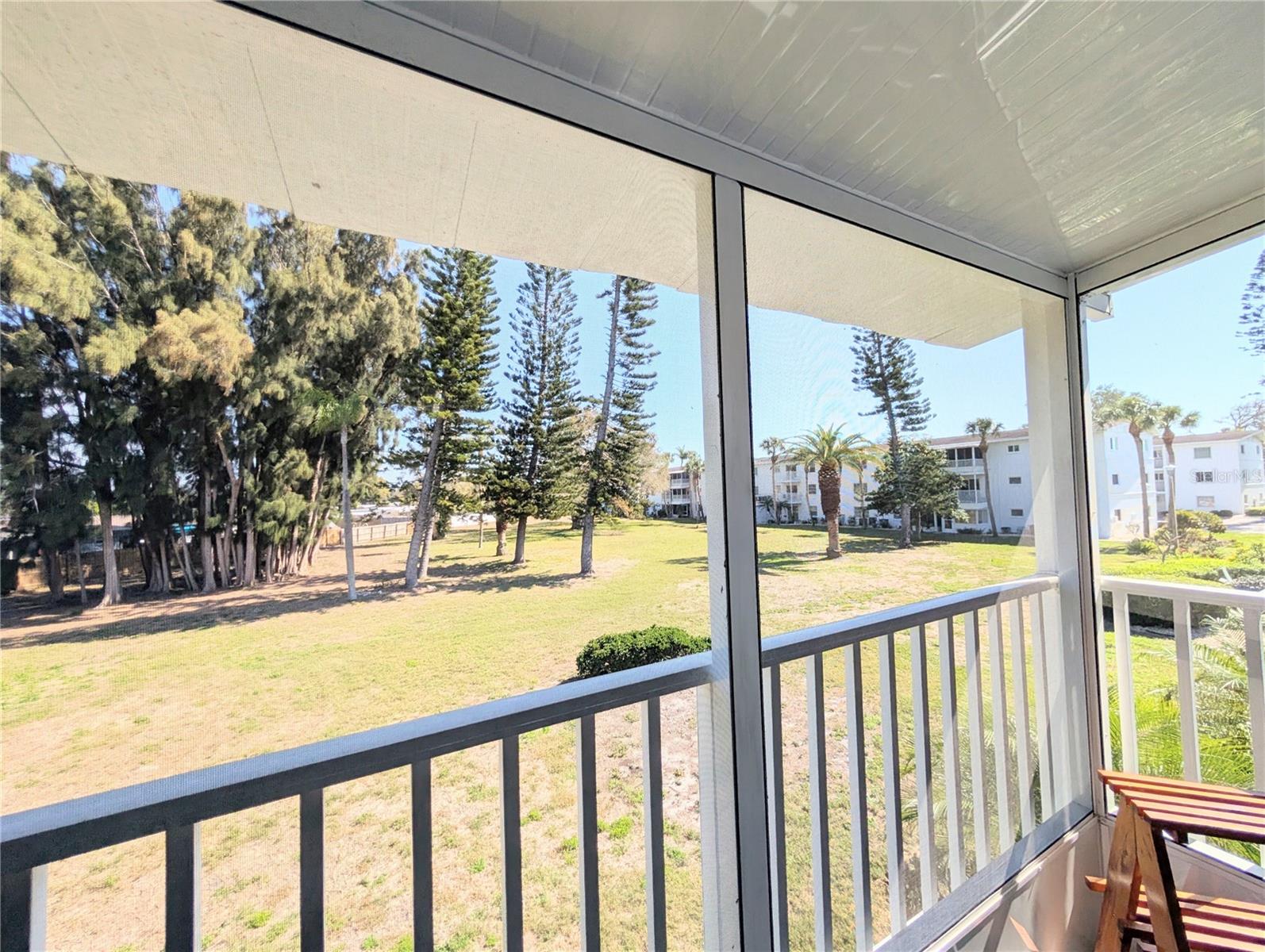 THE FOURTH BAYSHORE - Residential