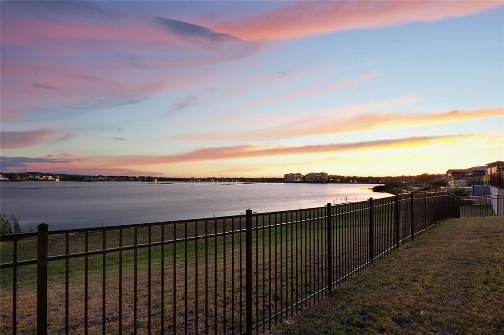listing image 74
