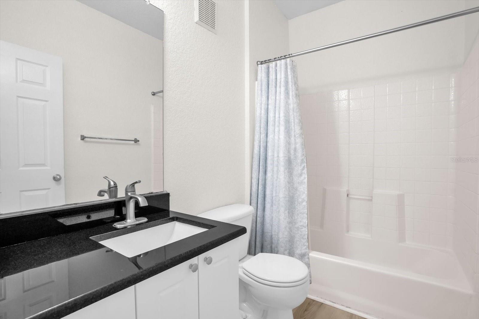 CRESCENT PLACE AT LAKE LOTUS CONDO - Residential