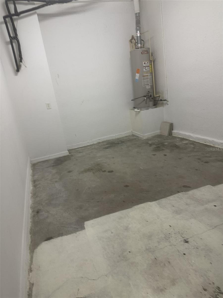 TUSCAN HILLS - Residential