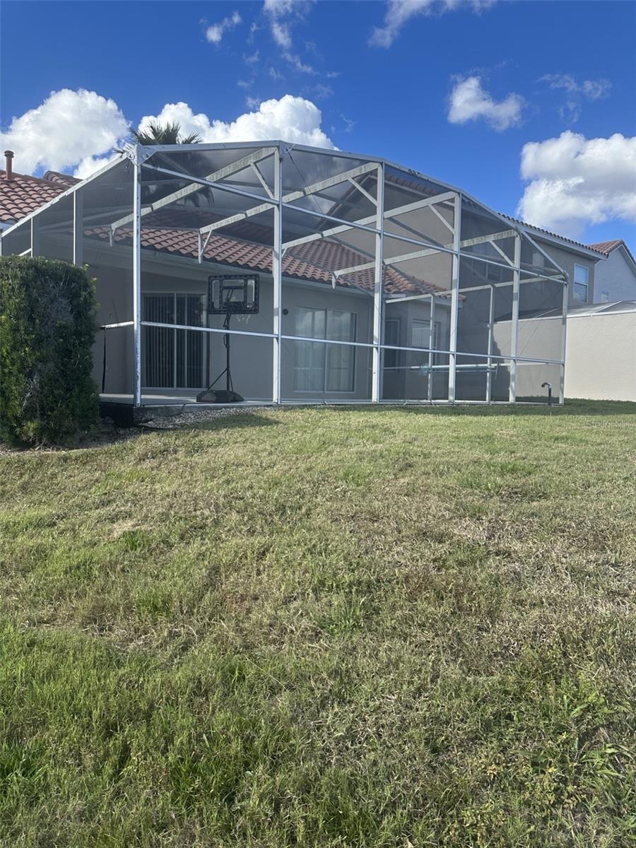 TUSCAN HILLS - Residential