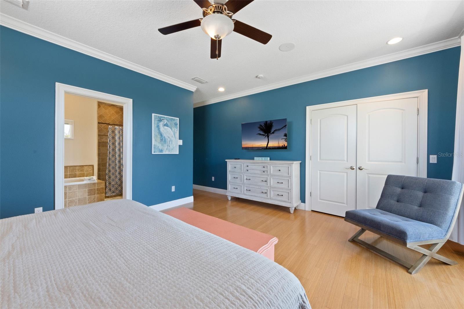 SHORE ACRES FOURTH ADD - Residential