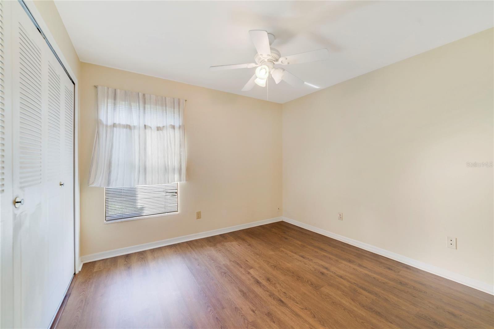 HYDE PARK - Residential