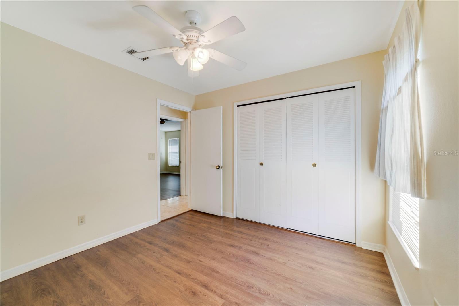 HYDE PARK - Residential