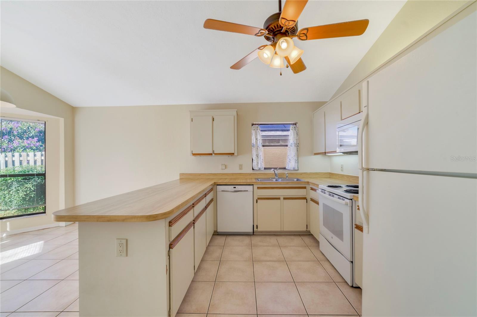 HYDE PARK - Residential