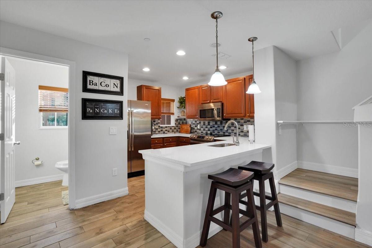 9026 WHITE SAGE LOOP