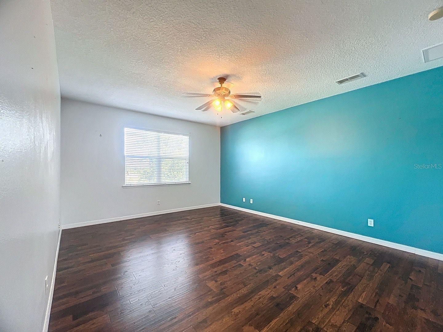 GREENS AT PROVIDENCE PB142 PG 37-44 - Residential Lease