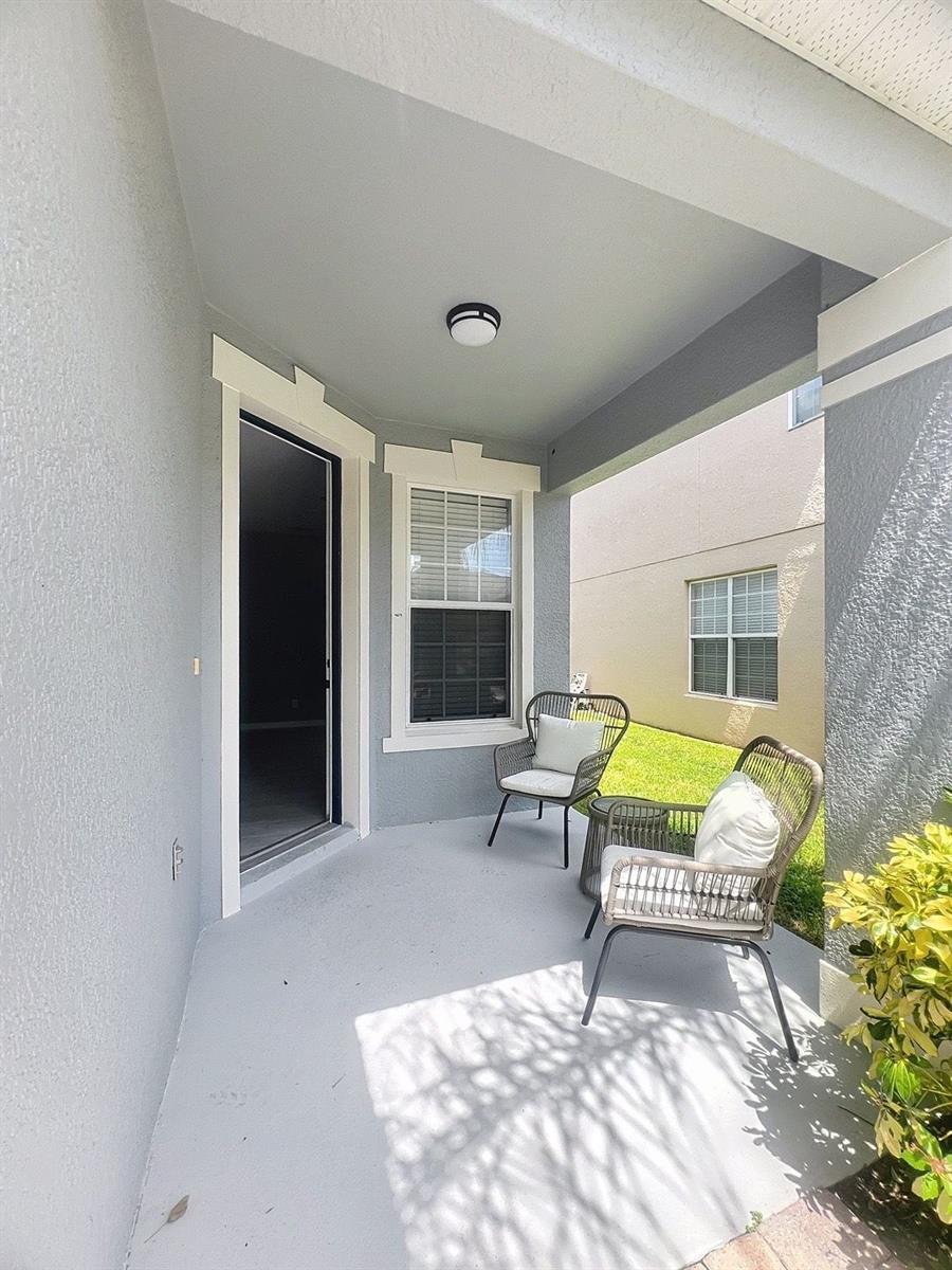 GREENS AT PROVIDENCE PB142 PG 37-44 - Residential Lease