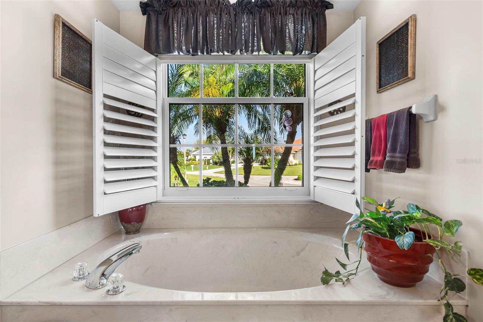 CAPE HAZE WINDWARD - Residential