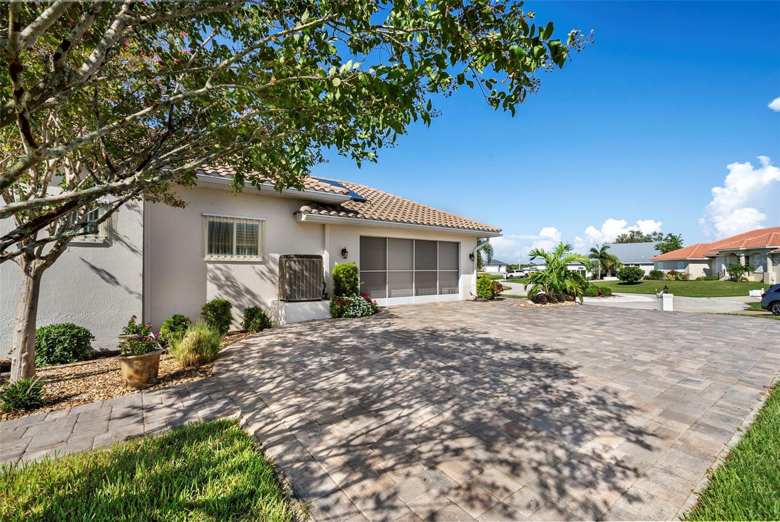 CAPE HAZE WINDWARD - Residential