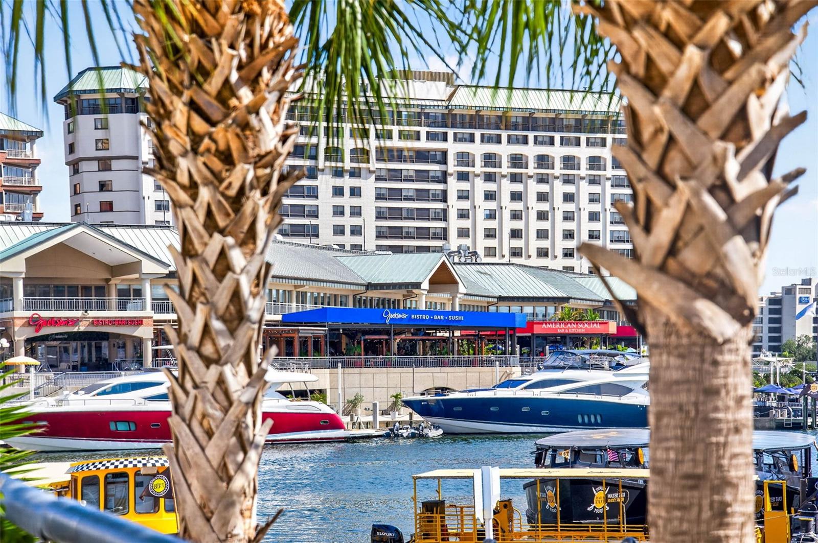 HARBOUR PLACE CITY HOMES A CON - Residential