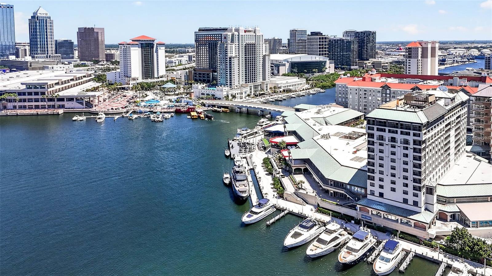 HARBOUR PLACE CITY HOMES A CON - Residential