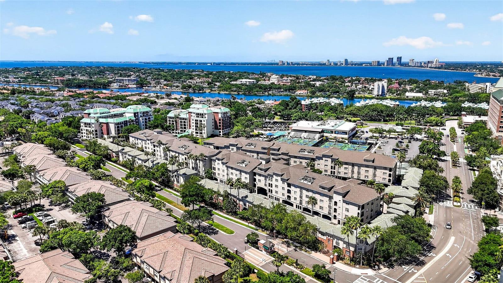 HARBOUR PLACE CITY HOMES A CON - Residential
