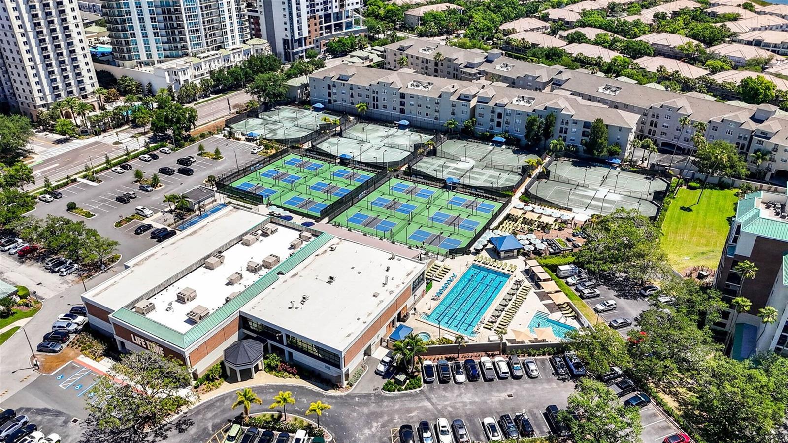HARBOUR PLACE CITY HOMES A CON - Residential