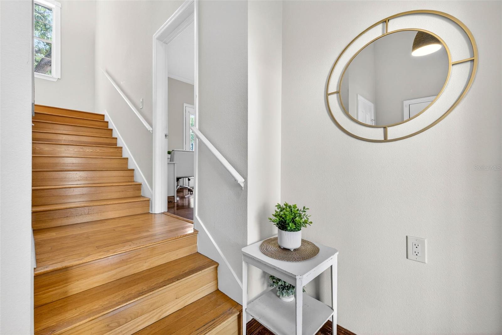 HARBOUR PLACE CITY HOMES A CON - Residential