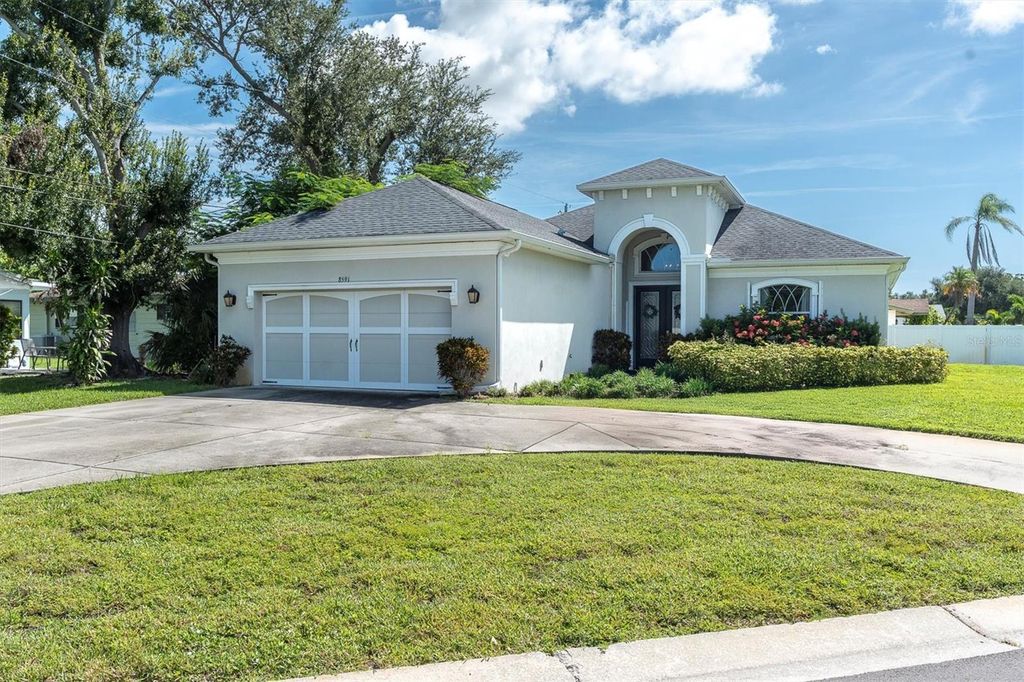 Photo of 8591 Forsyth Drive, Seminole, FL 33772 (MLS # TB8421990)