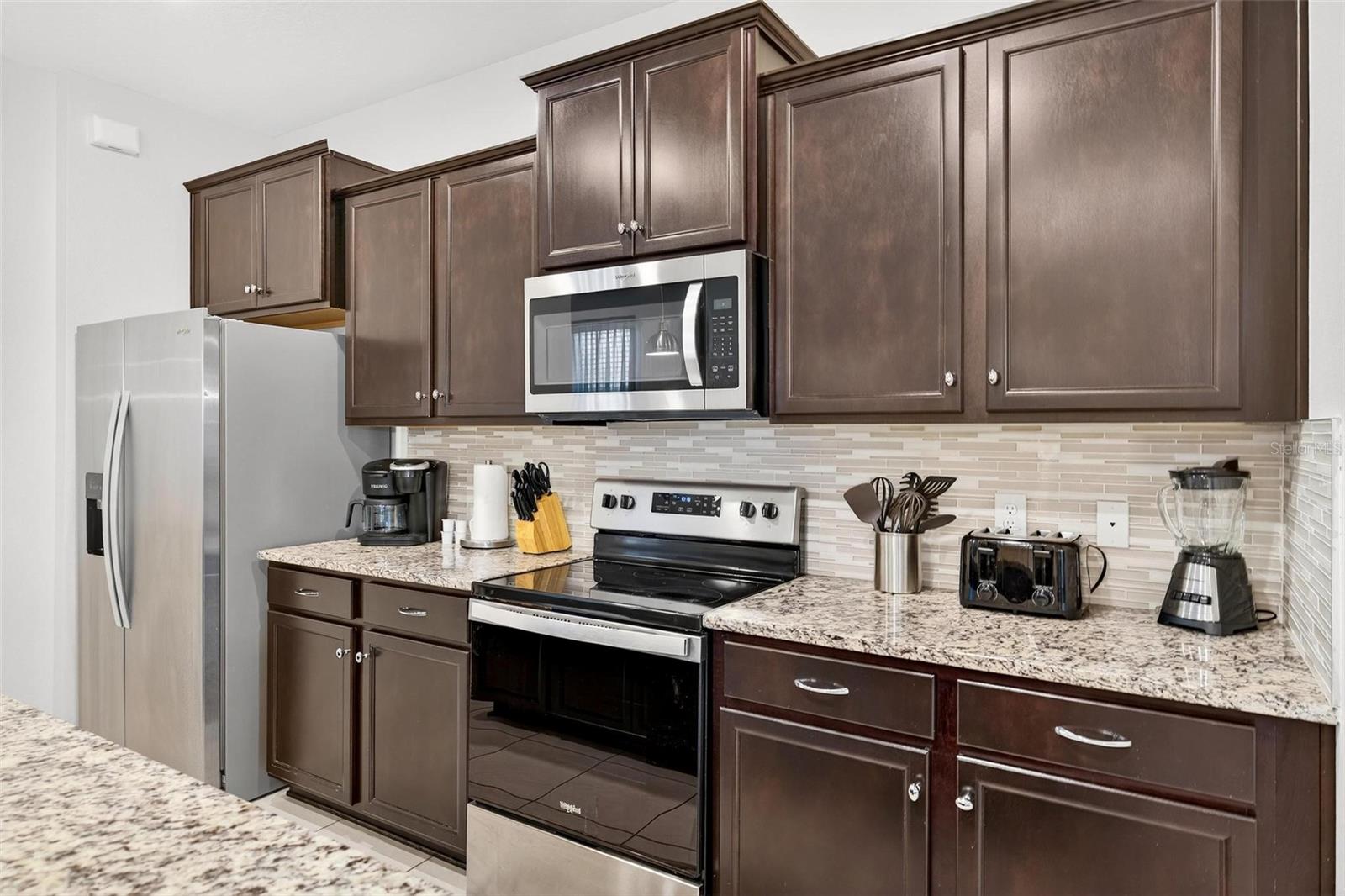 WINDSOR ISLAND RESIDENCE PH 2A - Residential