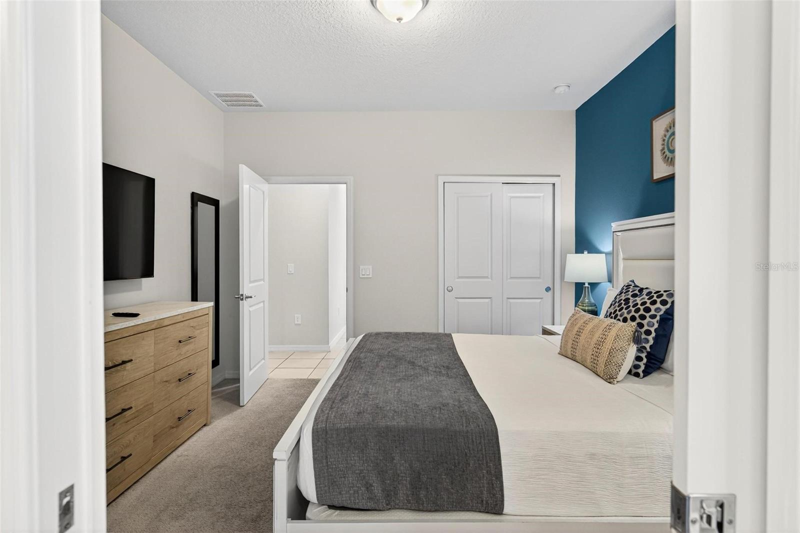 WINDSOR ISLAND RESIDENCE PH 2A - Residential