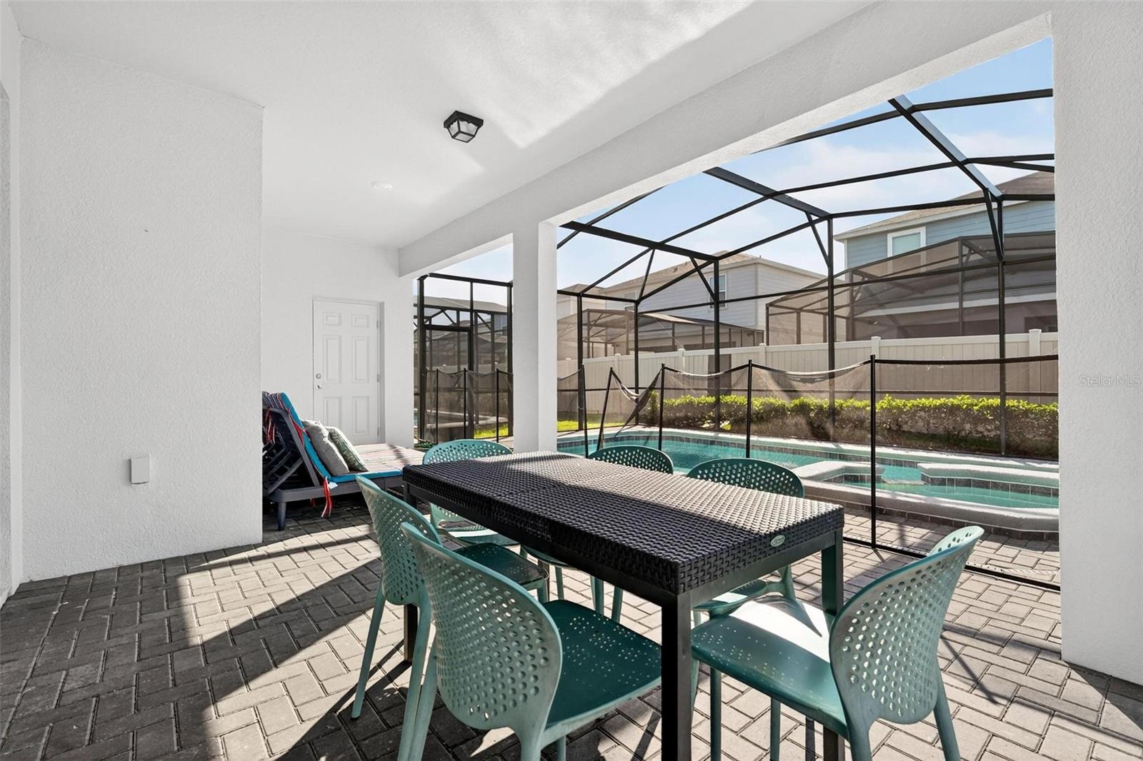 WINDSOR ISLAND RESIDENCE PH 2A - Residential