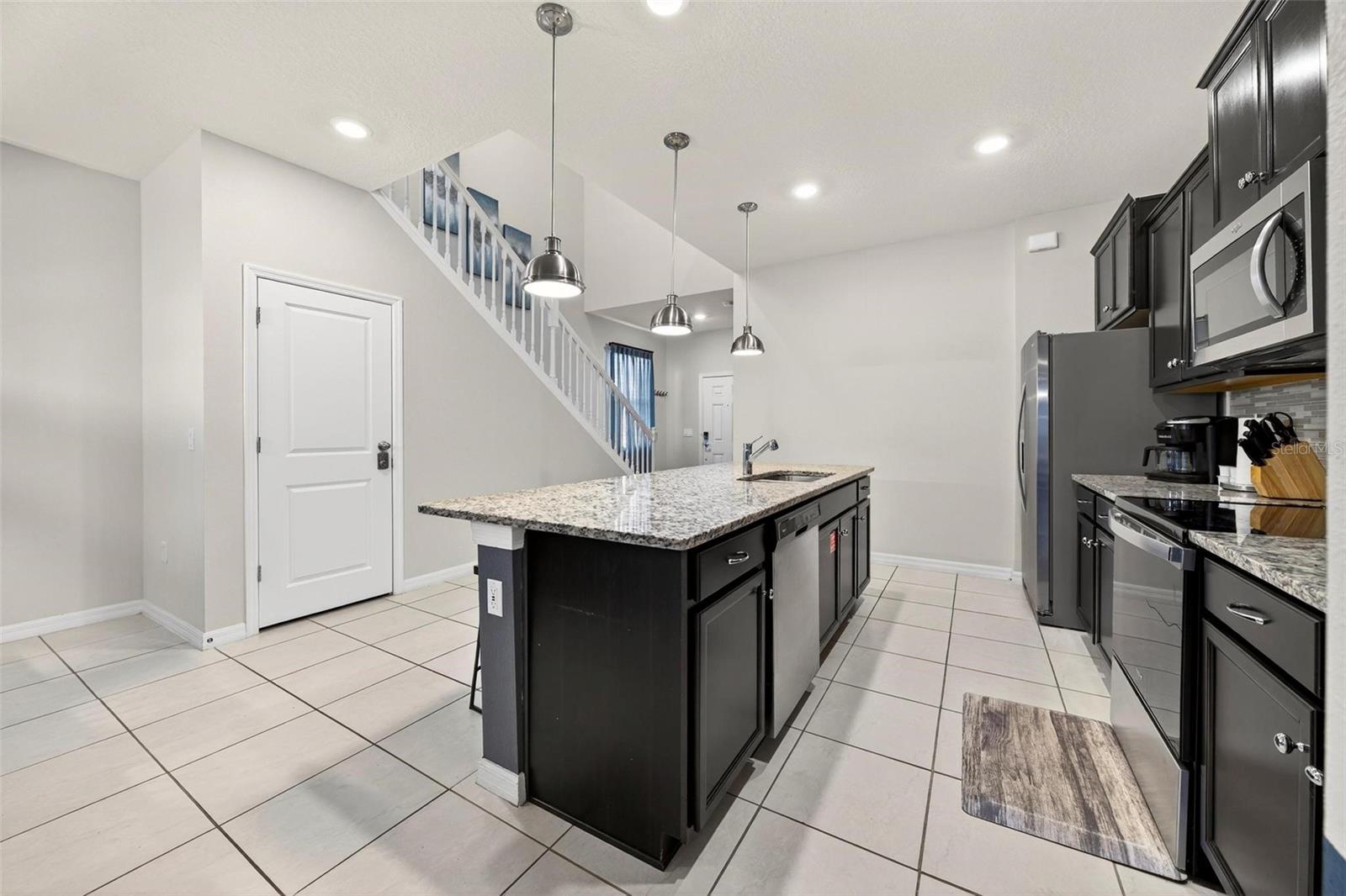 WINDSOR ISLAND RESIDENCE PH 2A - Residential