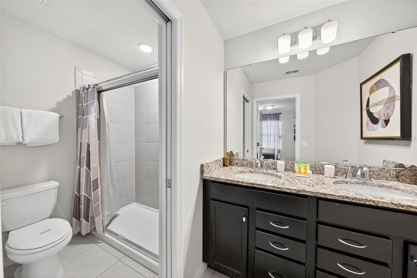 WINDSOR ISLAND RESIDENCE PH 2A - Residential