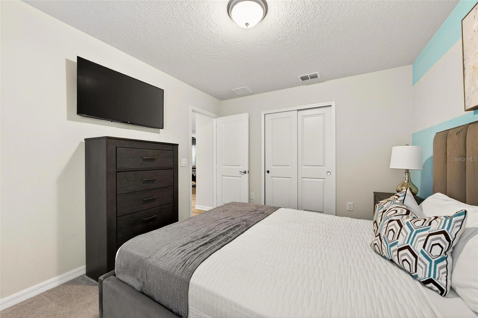 WINDSOR ISLAND RESIDENCE PH 2A - Residential