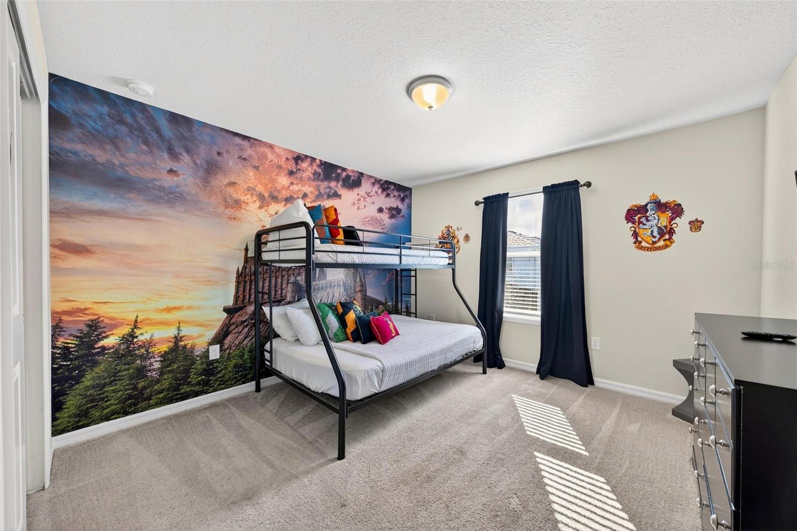 WINDSOR ISLAND RESIDENCE PH 2A - Residential