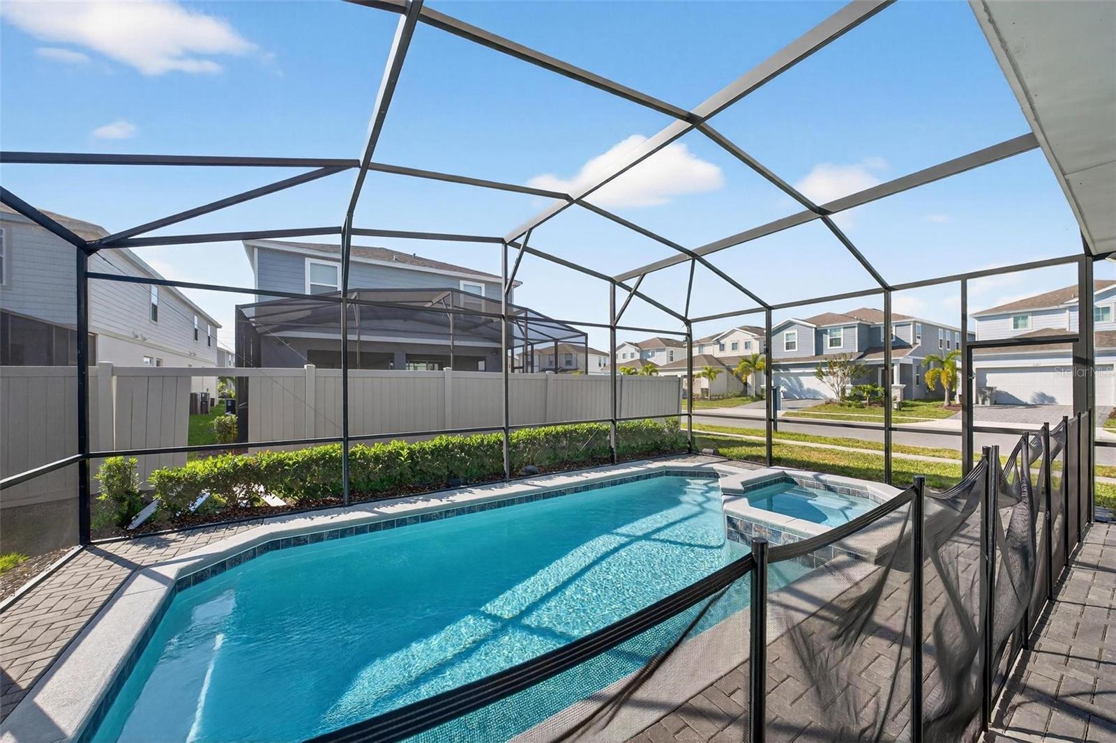 WINDSOR ISLAND RESIDENCE PH 2A - Residential