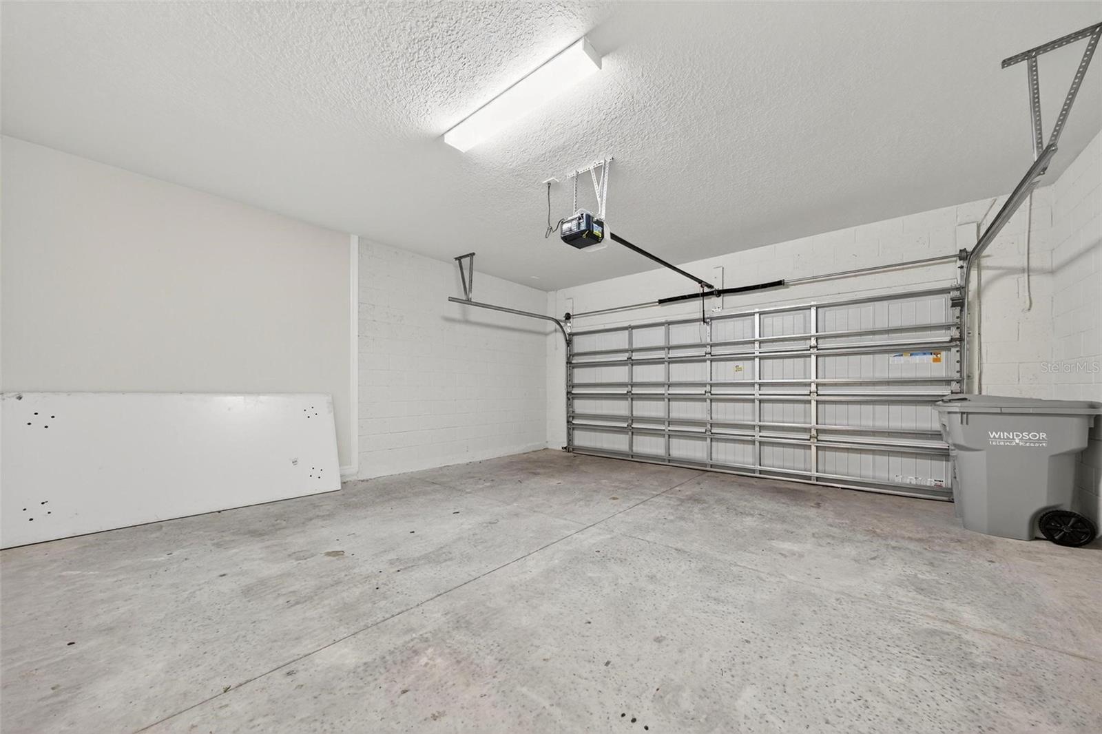 WINDSOR ISLAND RESIDENCE PH 2A - Residential