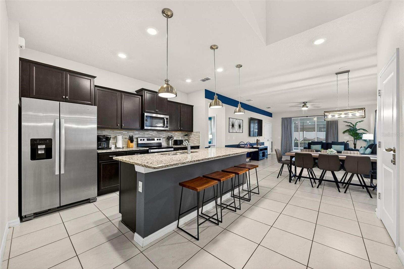 WINDSOR ISLAND RESIDENCE PH 2A - Residential