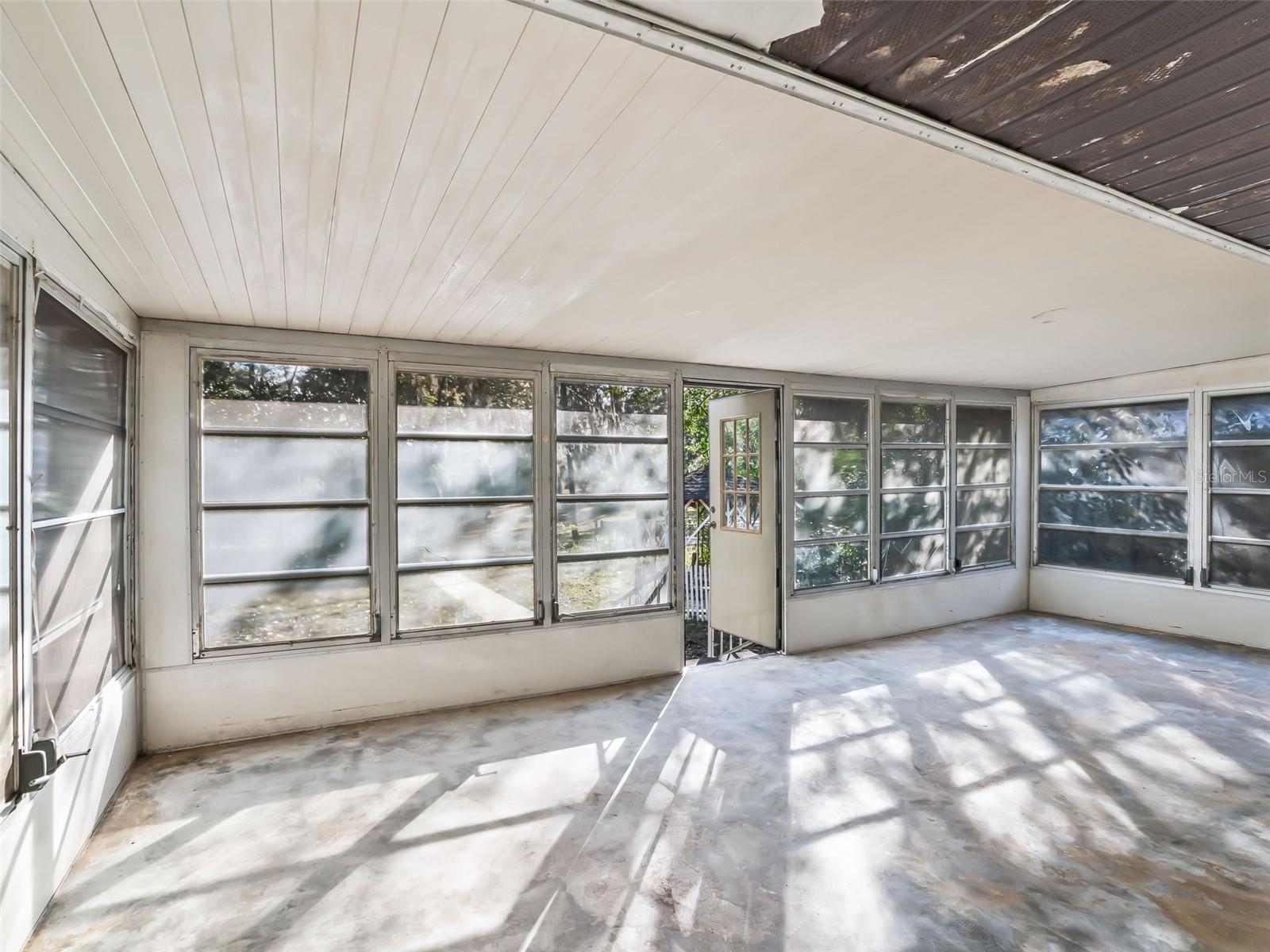 ROSE`S SUB - Residential