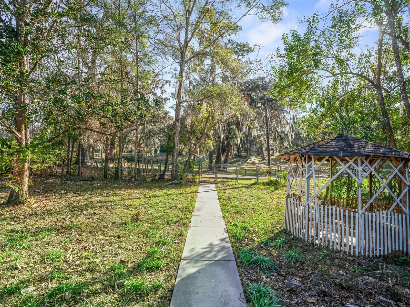 ROSE`S SUB - Residential