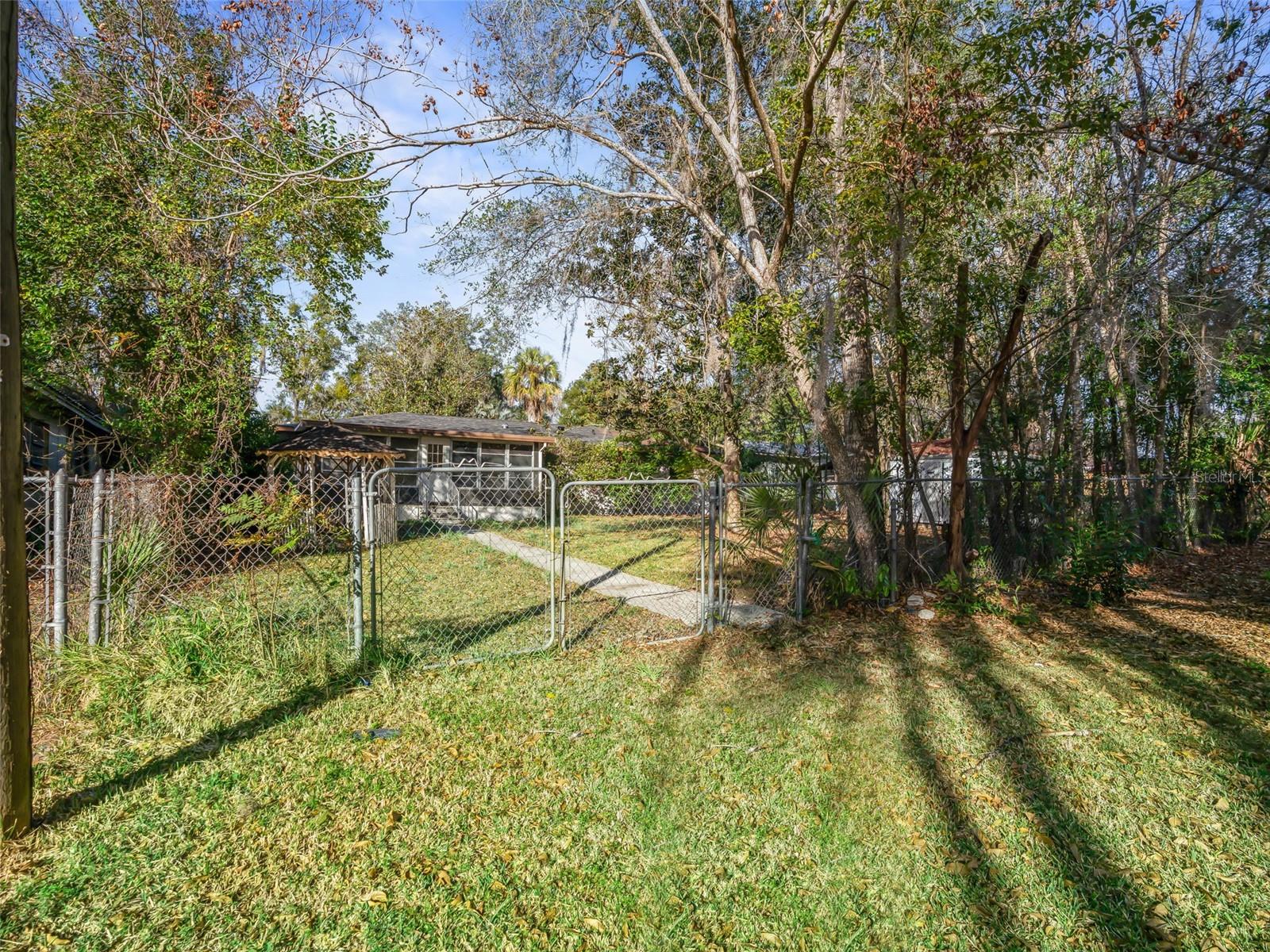 ROSE`S SUB - Residential