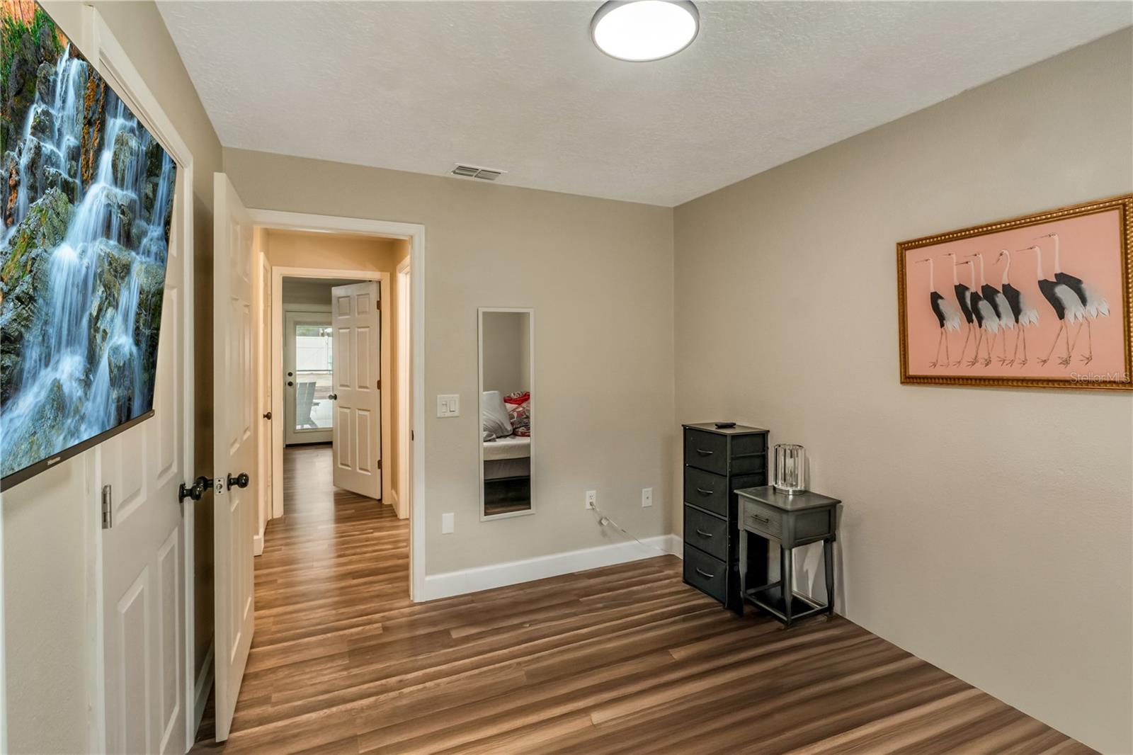 CARLTON VILLAGE SUB - Residential