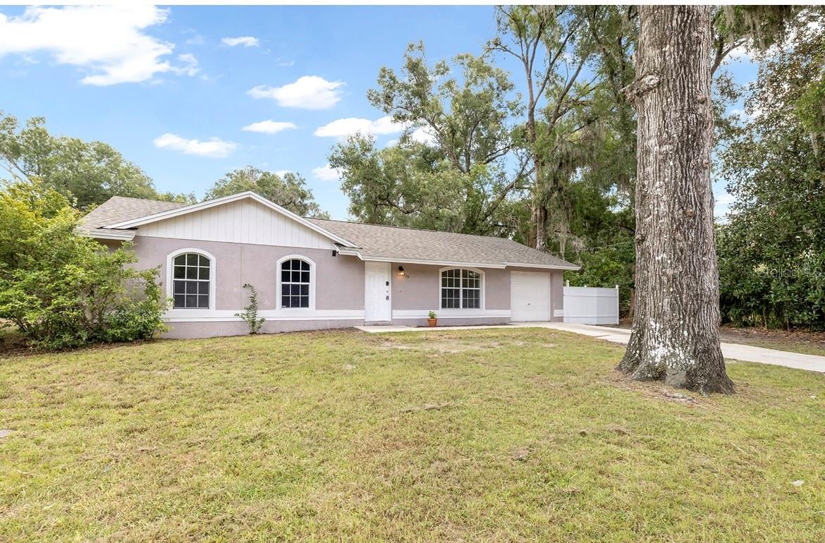 Discover this inviting 3-bedroom, 2-bath home nestled on a spacious corner lot. With 1,135ft² of comfortable living space, this property offers versatile appeal—ideal as an investment rental or growing your family. The home features a durable roof installed in 2019, has been freshly painted inside and and is move-in ready. Step inside to enjoy natural light, functional layout, and plenty of room to make it your own. Don’t miss this turnkey opportunity—schedule your tour today and imagine the possibilities! MOTIVATED SELLER