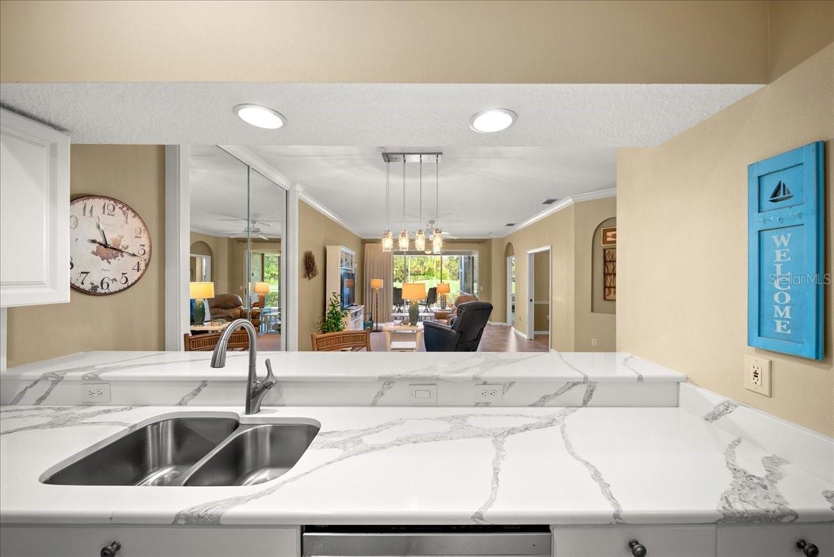 HERITAGE OAKS GOLF & COUNTRY CLUB - Residential