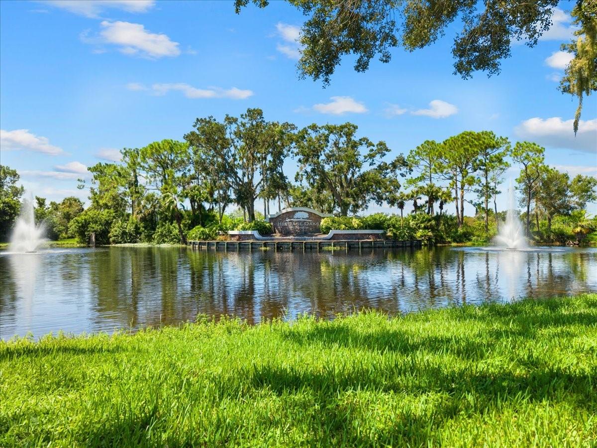 HERITAGE OAKS GOLF & COUNTRY CLUB - Residential