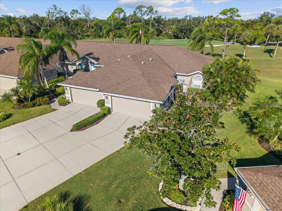 HERITAGE OAKS GOLF & COUNTRY CLUB - Residential