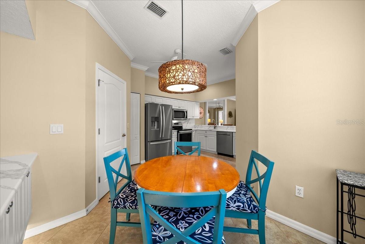 HERITAGE OAKS GOLF & COUNTRY CLUB - Residential