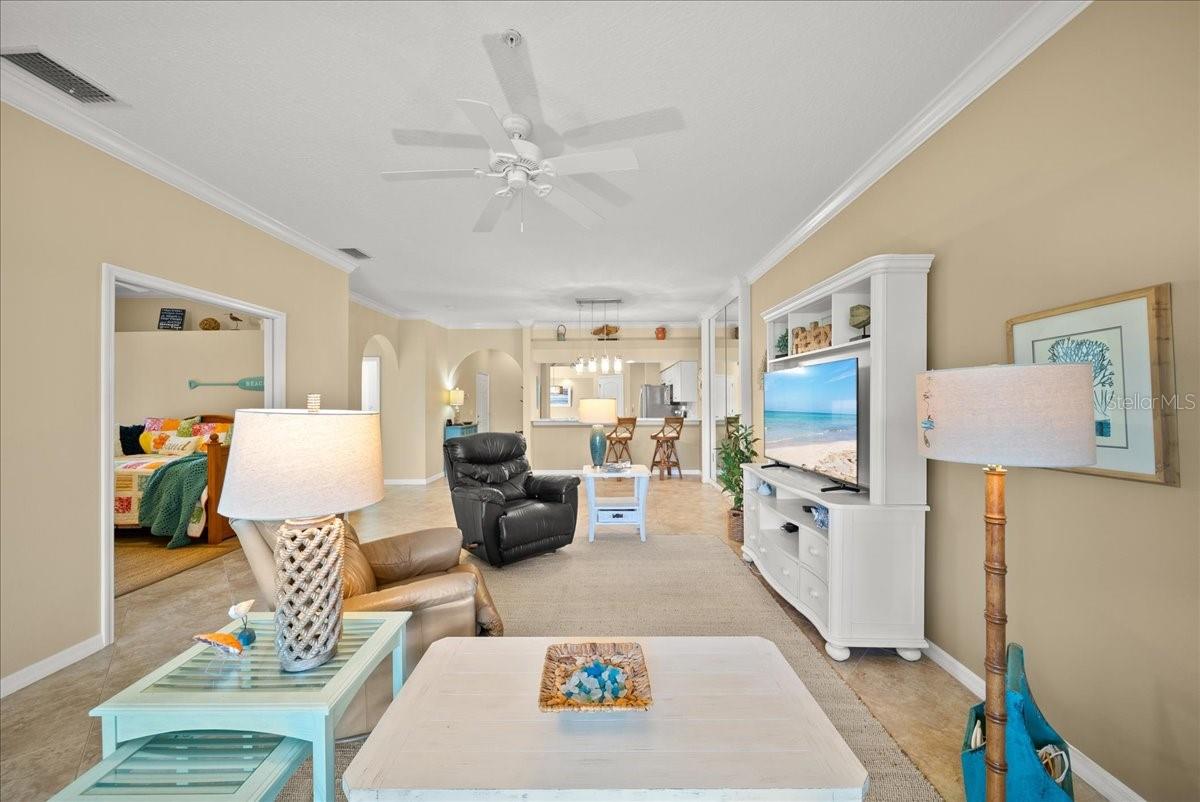 HERITAGE OAKS GOLF & COUNTRY CLUB - Residential