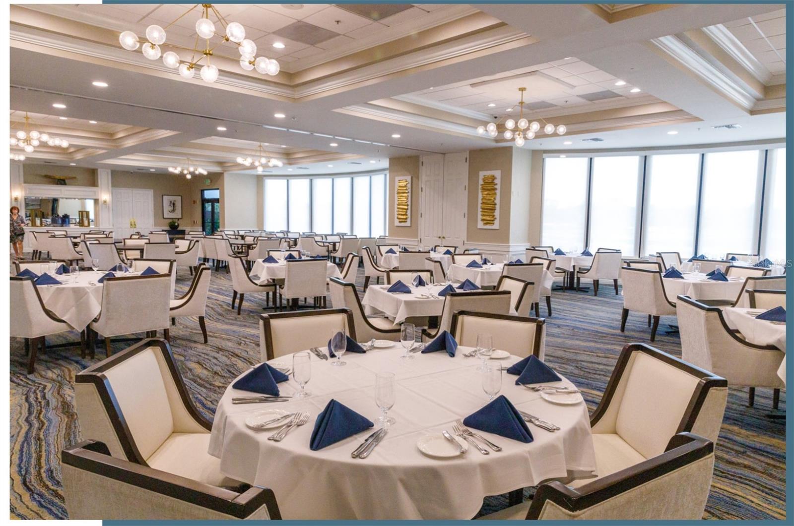 HERITAGE OAKS GOLF & COUNTRY CLUB - Residential