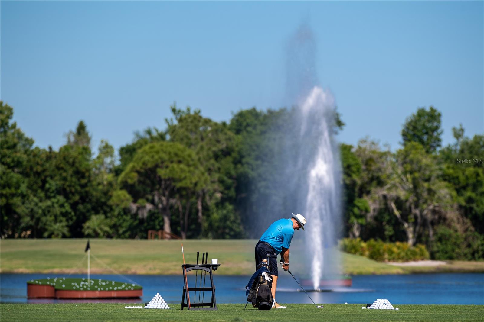 HERITAGE OAKS GOLF & COUNTRY CLUB - Residential